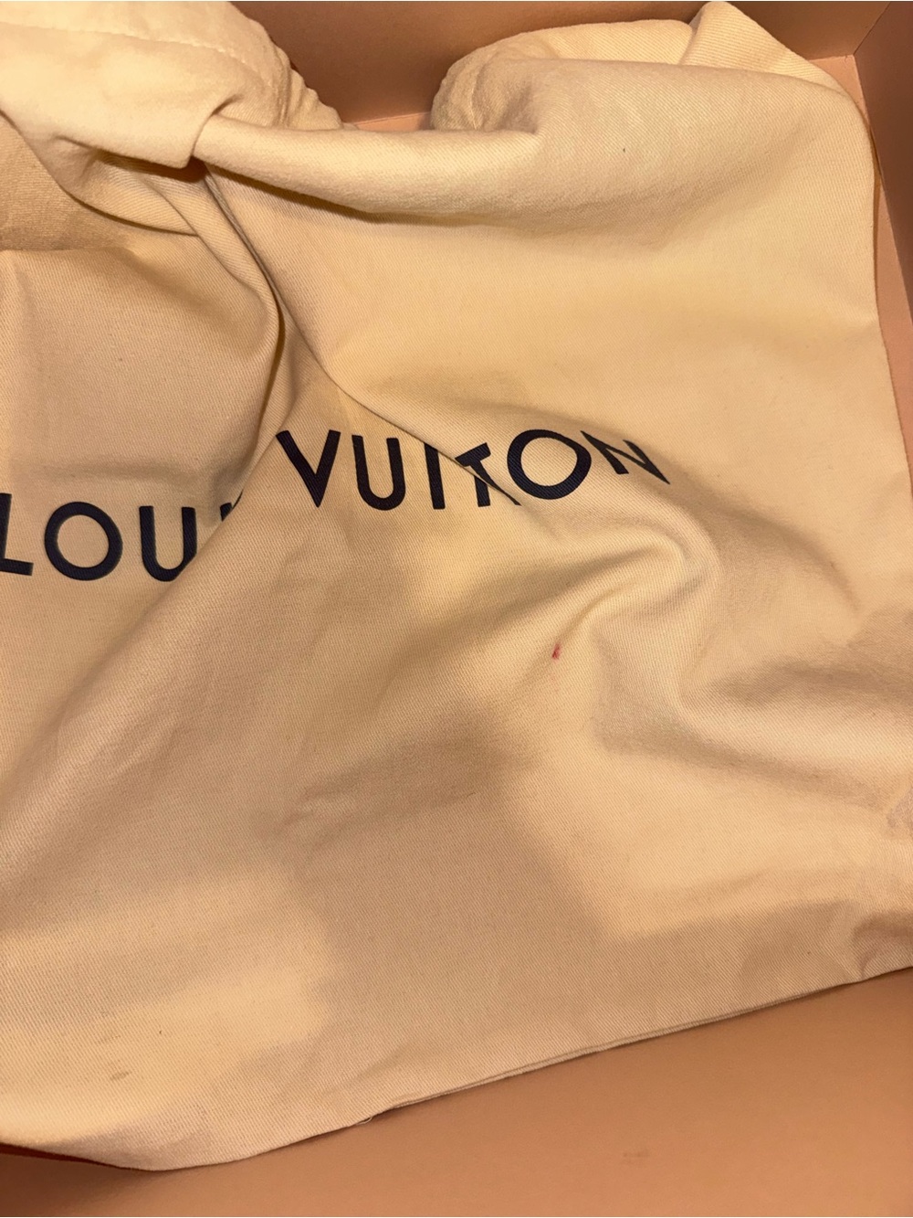 Louis Vuitton White Monogram Low-Top Sneakers - Picture 6 of 8